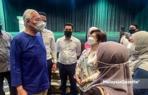 Najib Tinjau Lokasi Dewan Debat Perdana