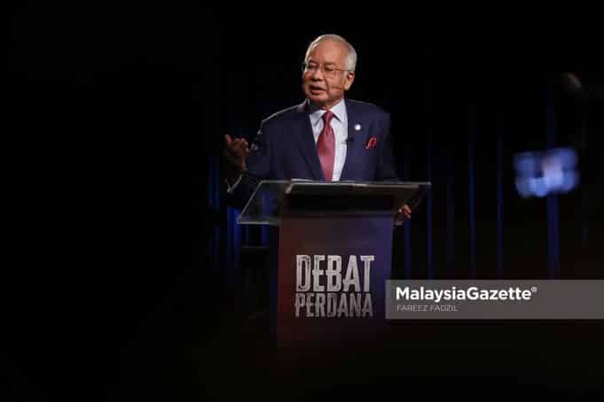 DEBAT PERDANA