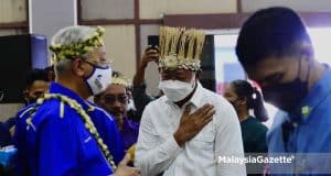 Prime Minister Datuk Seri Ismail Sabri Yaakob greets the Orang Asli community in conjunction with the 23rd General Assembly and Supreme Council Election of Persatuan Orang Asli Semenanjung Malaysia (POASM) at Bera today.