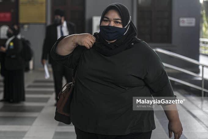 The Founder of Rumah Bonda, Siti Bainun Ahd. Razali arrive at the Kuala Lumpur Court Complex for the abuse and neglect trial of the 13-year-old Down Syndrome girl, Bella. PIX: AFFAN FAUZI / MalaysiaGazette / 13 JUNE 2022. Bella chilli fried rice