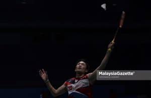 Penyokong Malaysia bakar semangat Momota