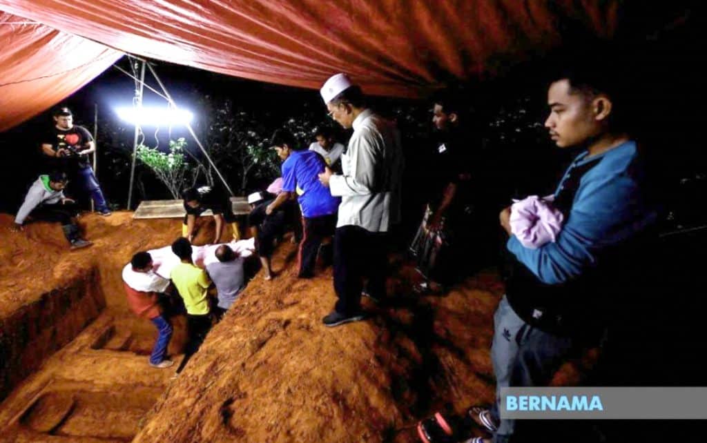 Jenazah Tiga Mangsa Banjir Di Baling Selamat Dikebumikan