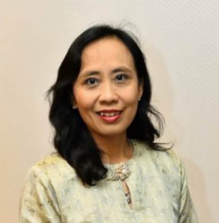 Berkongsi pasal sardin, Dr Rafidah dikecam lagi peminat Khairul Aming