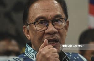 Gagasan Tun M: Sepatutnya tolong orang Melayu 22 bulan lalu – Anwar