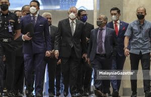 Mahkamah tolak permohonan Najib, pembelaan mohon tangguh 3 atau 4 bulan