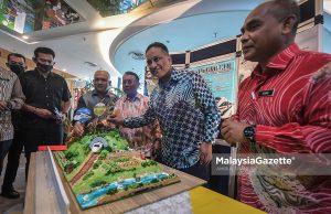 Pemimpin UMNO, Pas kena henti ‘berkelahi’ di media – Reezal
