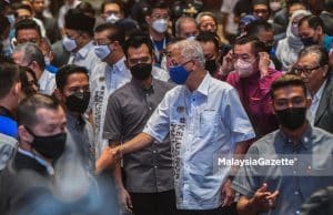 Berita gembira untuk penjawat awam hujung bulan ini – PM