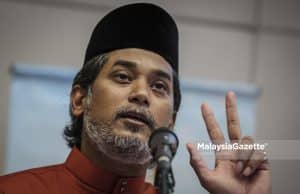 Khairy Jamaluddin umno tampin