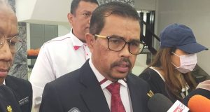 Adnan Mat