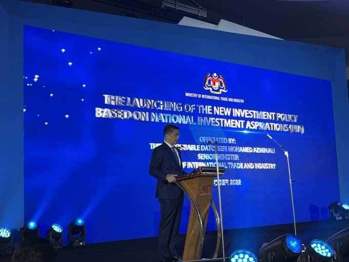 1B55055C-8667-49B1-9CC6-6317E6DFDEB5