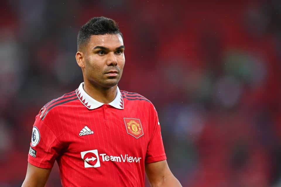 Rehatkan Fernandes, turunkan Casemiro