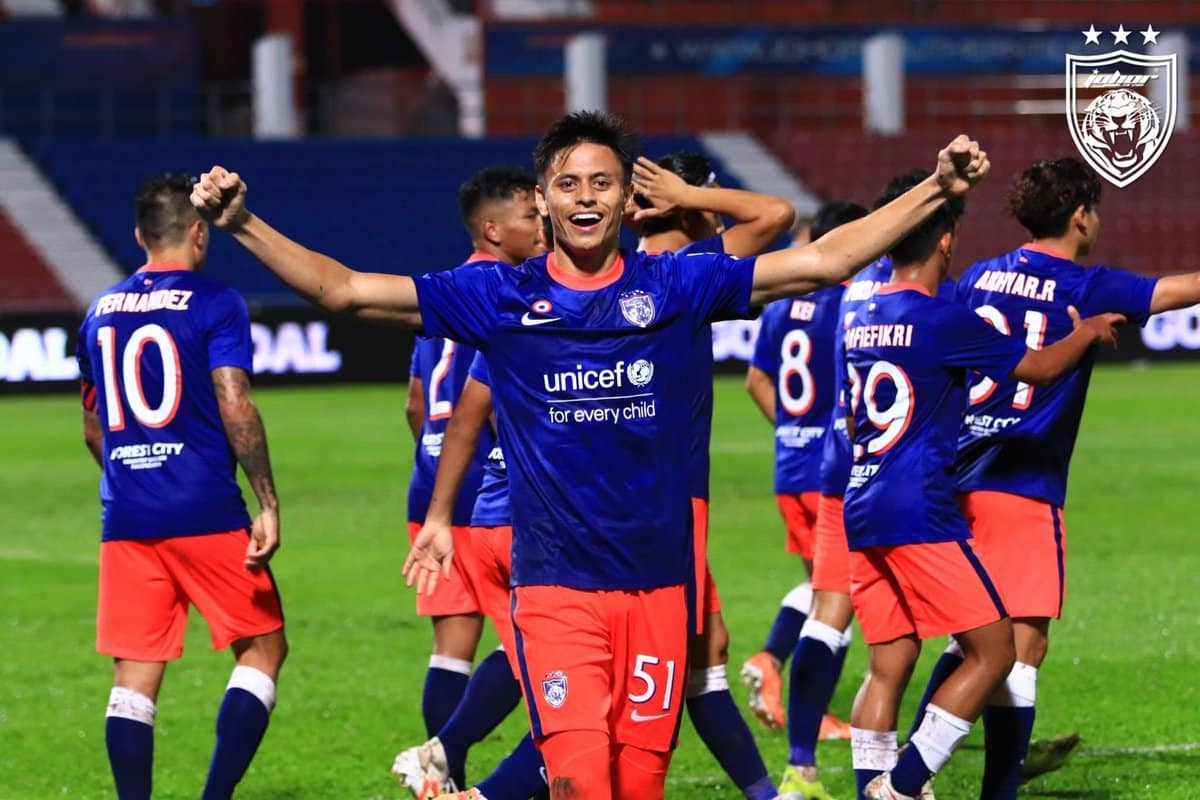 Feroz letak sasaran bersama JDT