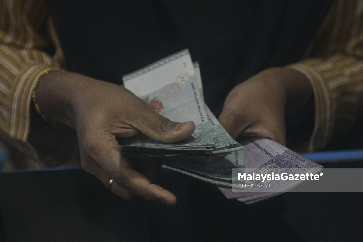 Ringgit dibuka rendah