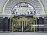 Tempoh kemuka calon PM kepada Istana Negara dilanjut 2 petang esok