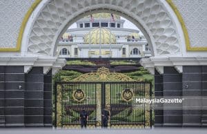 Tempoh kemuka calon PM kepada Istana Negara dilanjut 2 petang esok
