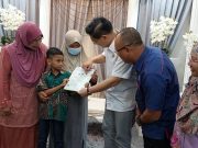 Doa anak angkatnya dapat status warganegara terkabul