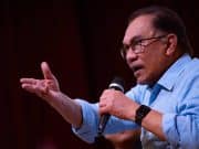 Pemimpin Pas sekarang jauh beza dengan pemimpin terdahulu, kata Anwar