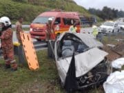 Tiga maut, seorang cedera kereta terbabas di LPT