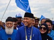 Ahmad Zahid timbang saman Raja Petra