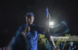 Anwar pentingkan jawatan bukan perkhidmatan – Muhyiddin
