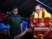 Anwar dakwa Bersatu parti paling kaya