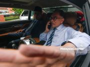 Muhyiddin, Anwar tiba di Istana Negara