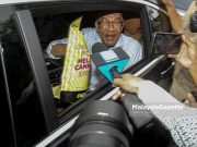 Suasana Pejabat Anwar Ibrahim