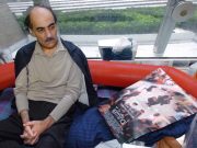 Lelaki Iran menetap 18 tahun di lapangan terbang Paris meninggal dunia
