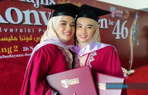 Kembar seiras capai impian menjadi doktor perubatan