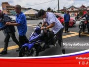 #PRU15: Calon BN Taiping Tangkas Hulur Bantuan Mangsa Kemalangan