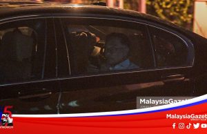 #PRU15: Anwar Ibrahim Balik Ke Kediaman Di Sungai Long
