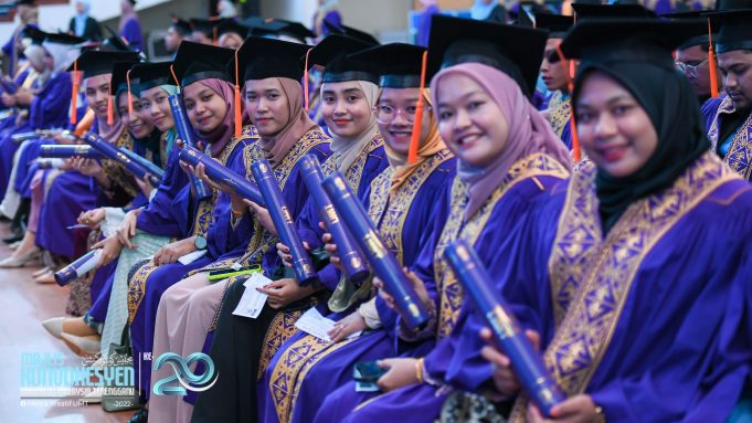 Kegembiraan jelas terpancar diwajah masing-masing