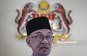 Kedudukan Anwar tidak terjejas jika empat kerusi Parlimen perlu dikosongkan