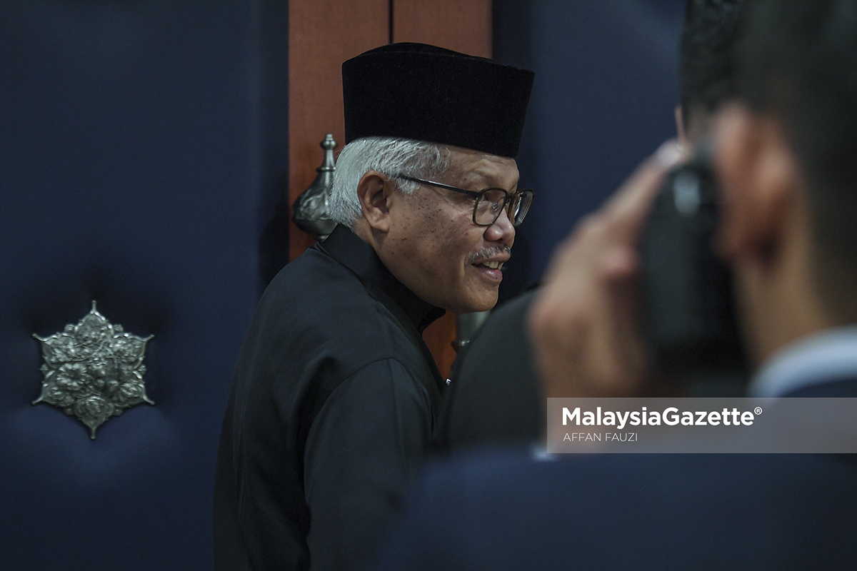 Hamzah, Rafizi sertai bahas usul undi percaya terhadap Anwar