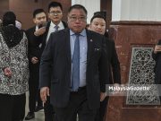 King Sing ajak Mas Ermieyati ‘gaduh’ di luar dewan