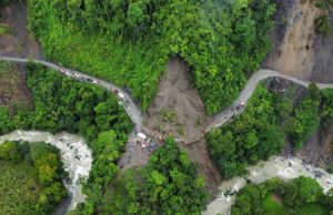 27 terkorban dalam tanah runtuh di Colombia