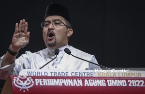 pengkhianat UMNO