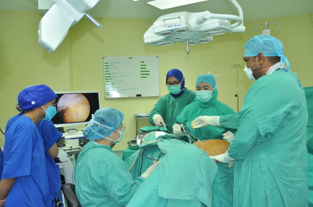 Hospital Sultanah Hajjah Kalsom  lakukan pembedahan laparoskopi  buat kali pertama