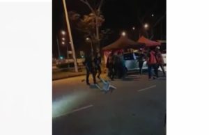 Lelaki mabuk serang penjual burger dengan pisau punca rusuhan di Semenyih