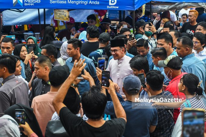 MGF19042023_PM LAWAT BAZAR PKNS-10