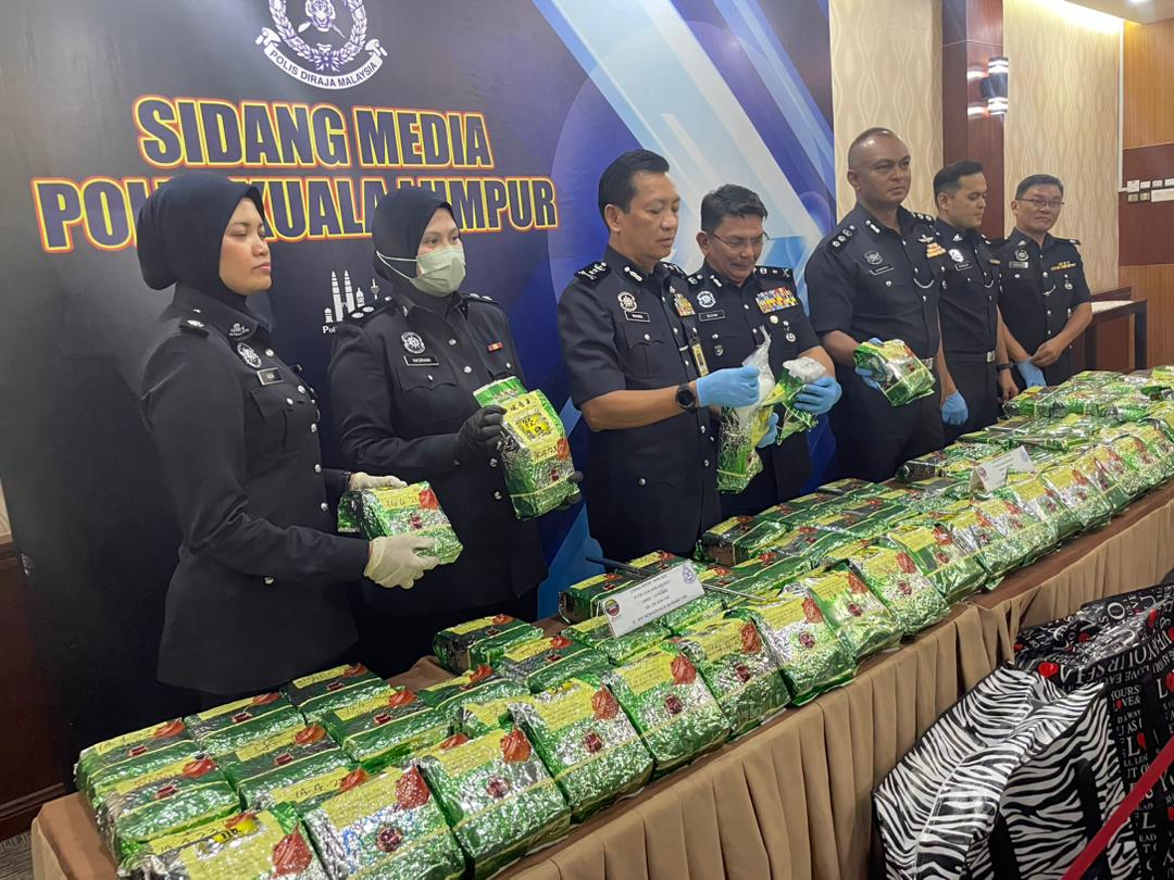 Polis Tahan Lelaki Disyaki Edar Dadah, Rampas 114 Kg Syabu