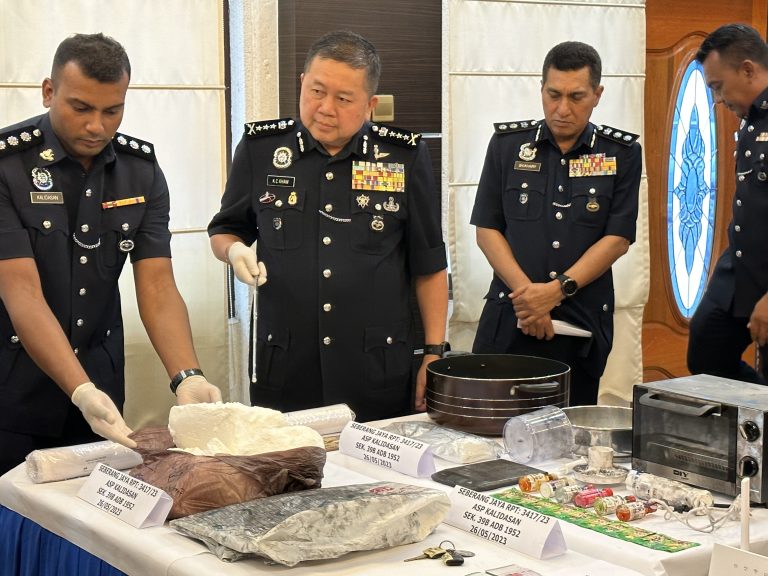 Bekas Banduan Jadikan Rumah Keluarga Makmal Dadah Ditahan