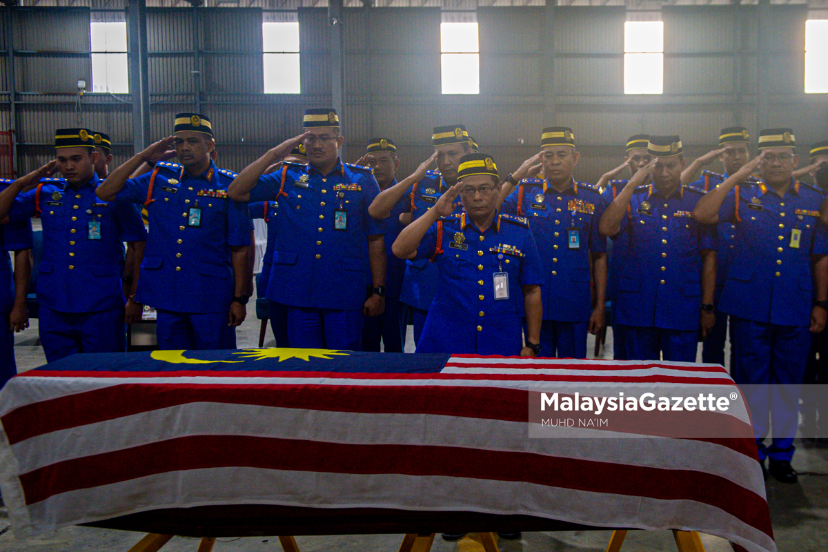 Jenazah Awang Askandar Selamat Tiba Di Klia