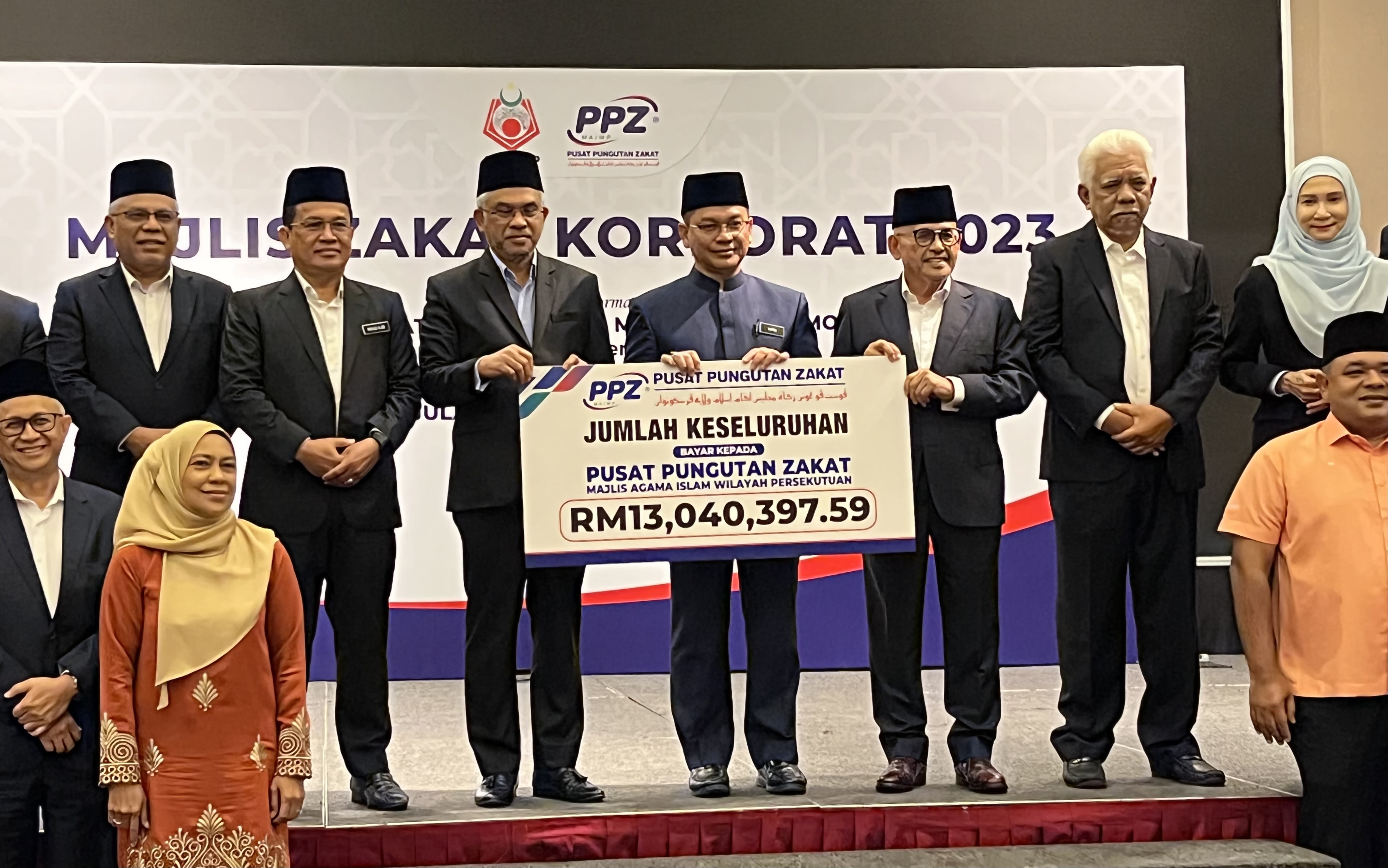 PPZ-MAIWP Terima Zakat Perniagaan RM13.04 Juta