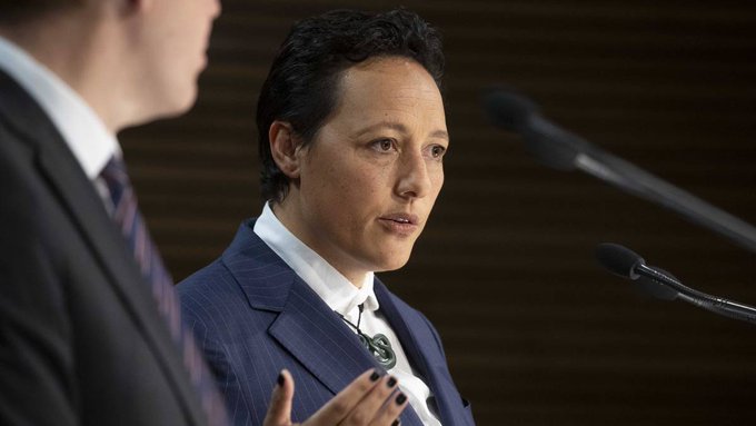 Mabuk ketika memandu, Menteri Kehakiman NZ letak jawatan