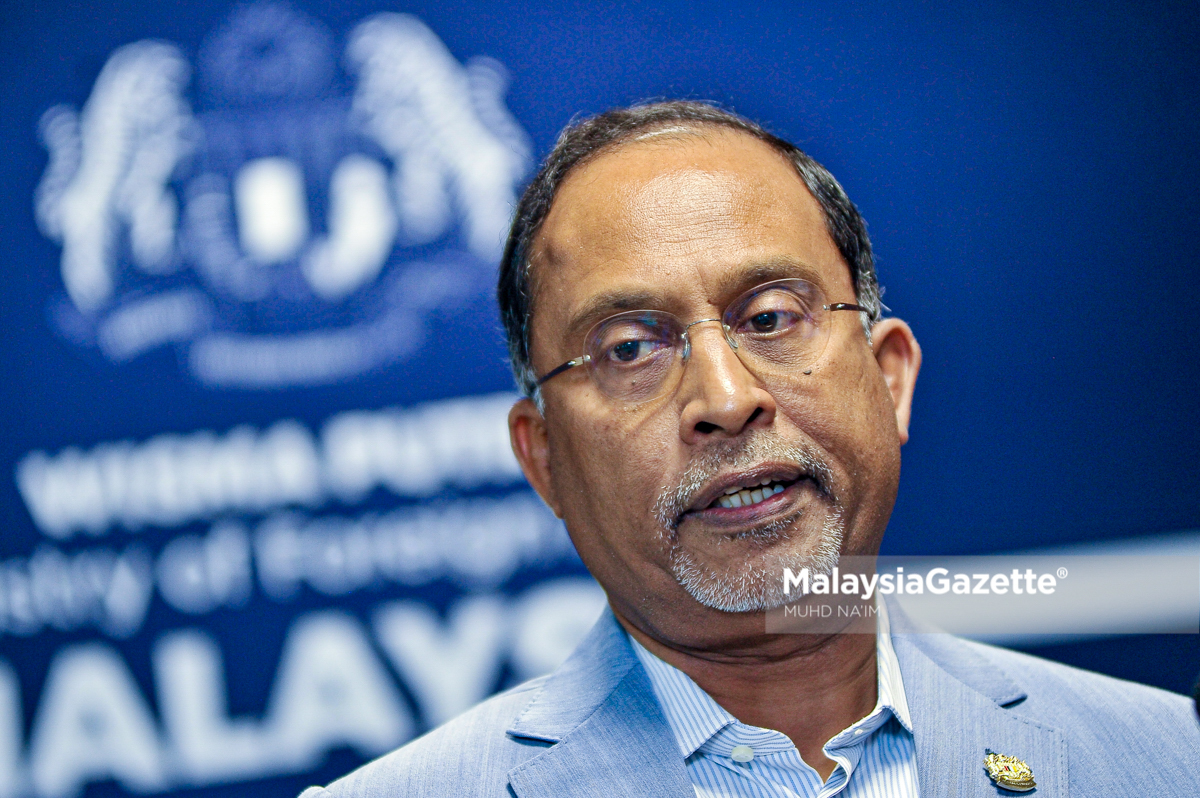 Malaysia tidak mahu OIC sekadar keluarkan kenyataan mengutuk semata-mata – Zambry