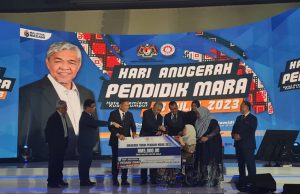 Ahmad Zahid arah semak gaji 9,880 guru Institut Pendidikan MARA