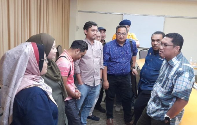 UMNO DAP