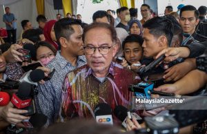 Anwar nasihatkan Muhyiddin tumpukan sahaja kes mahkamah