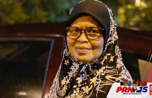 PRN15: Gigih Seorang Ibu Sampai Sesat Cari Anak Bawa Balik Mengundi